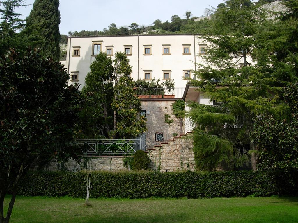 Eremo Hotel Casa Del Sorriso Erice Bagian luar foto