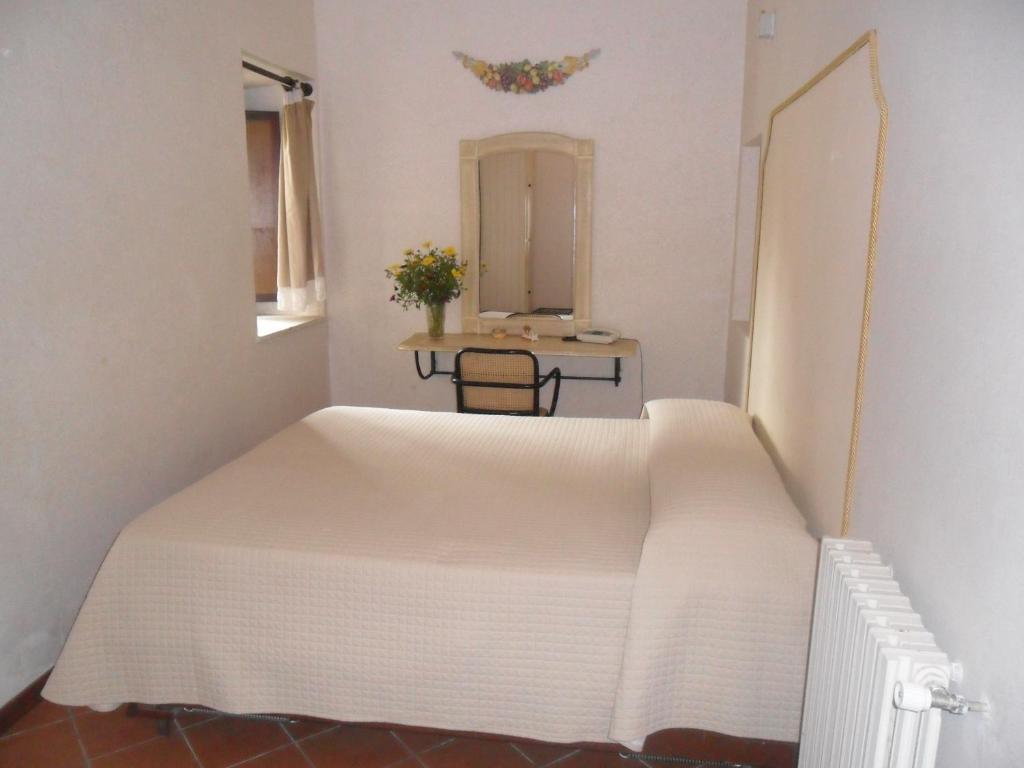 Eremo Hotel Casa Del Sorriso Erice Bagian luar foto